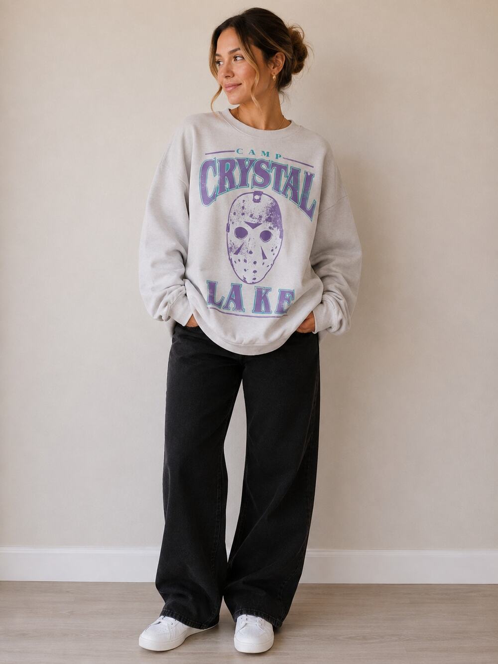 Friday the 13th Camp Crystal Lake Graphic Sweatshirt Women’s Medium Cream Horror